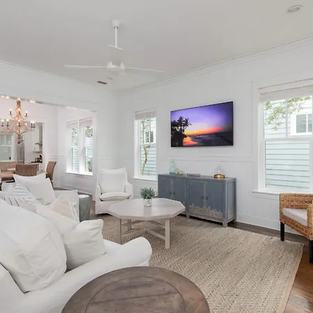 Downtime Watercolor - Next To Pool Lsv Bikes Golf Cart Family Friendly Villa